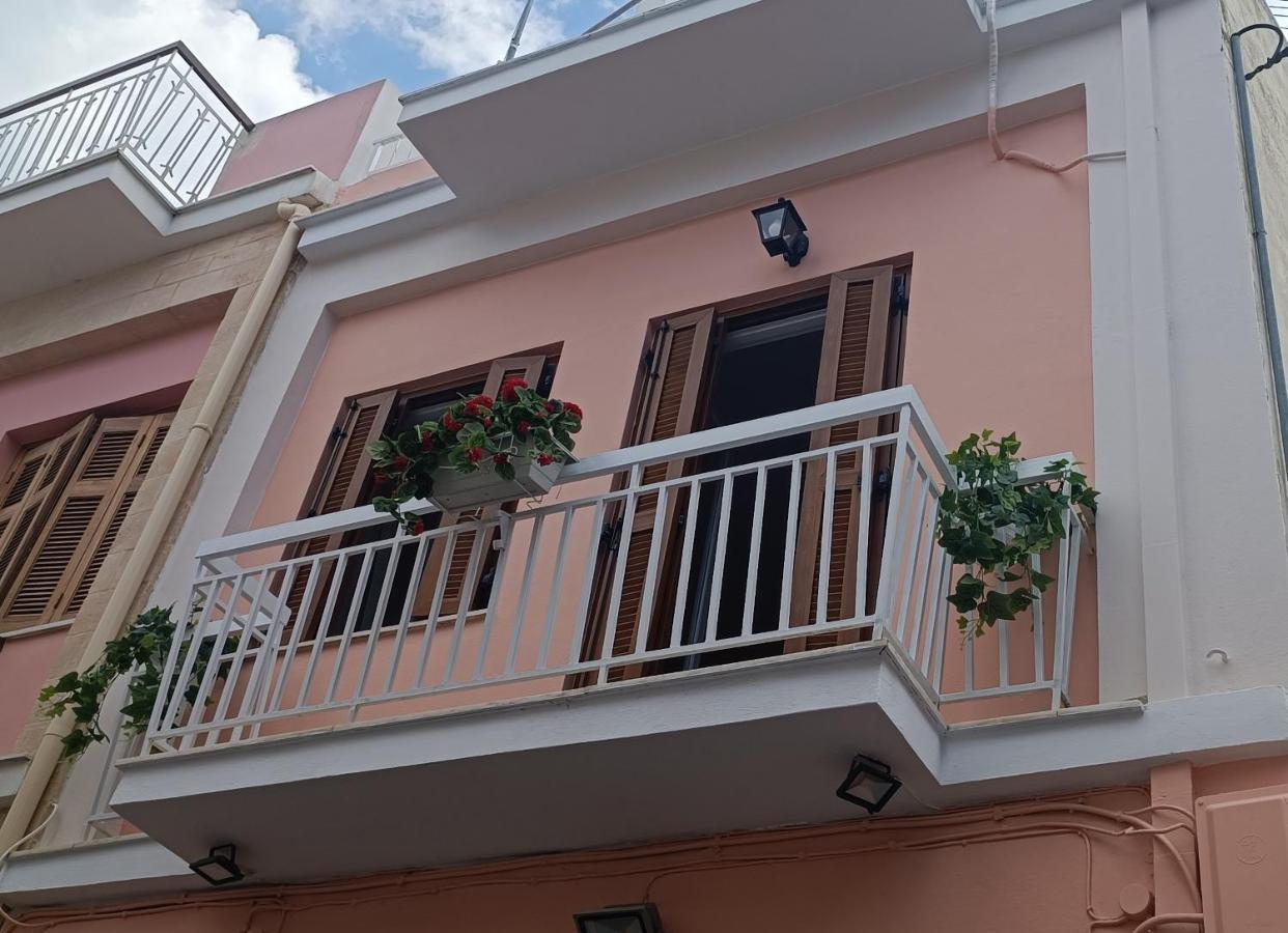 Lefterakis Place Aegina Dış mekan fotoğraf